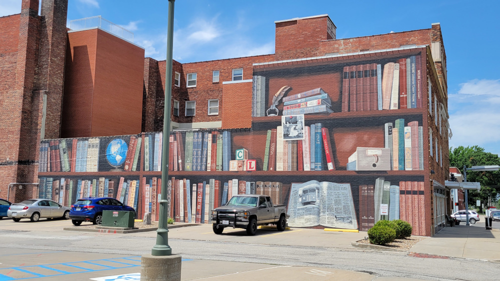 Mural across from the Livingston County Library, Chillicothe, Missouri